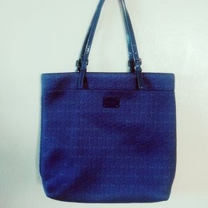 Tote